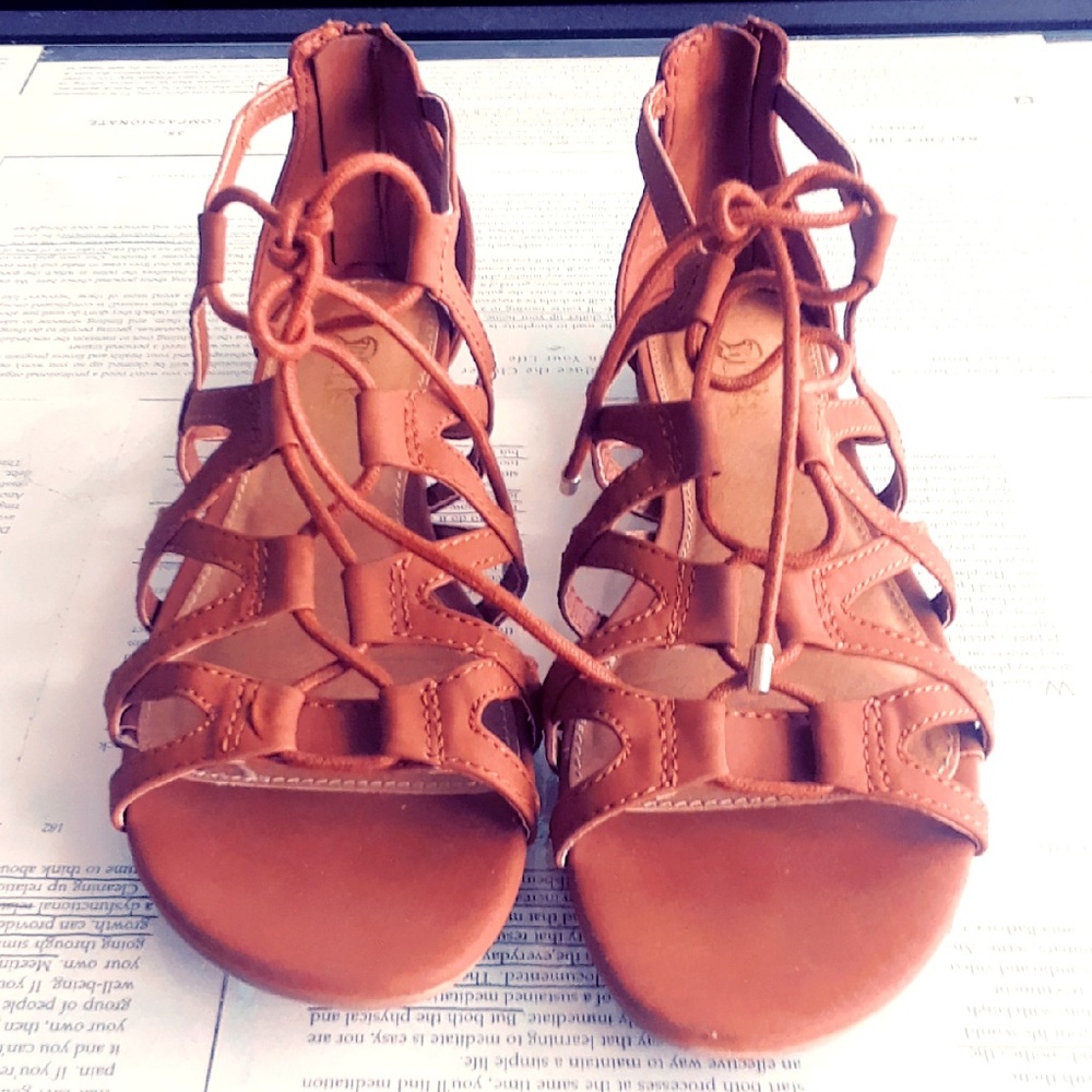 Brash "Ghillie" Tan/Camel flat sandals